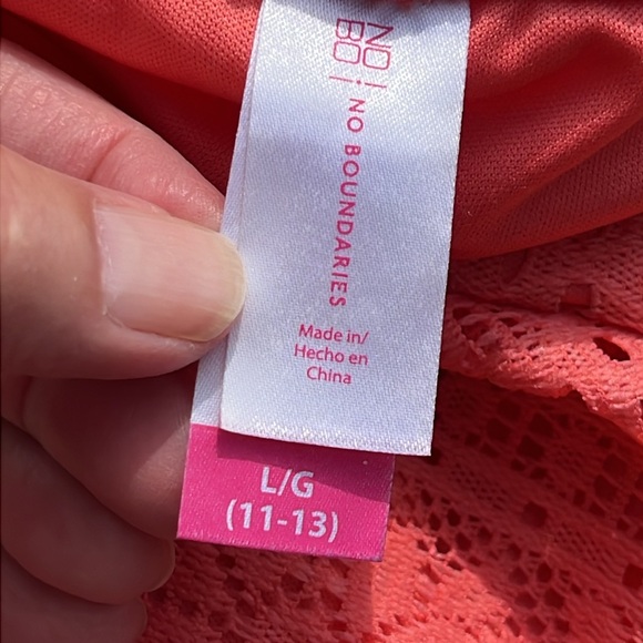 No Boundaries spaghetti strap lace maxi L (11-13) - Picture 7 of 11